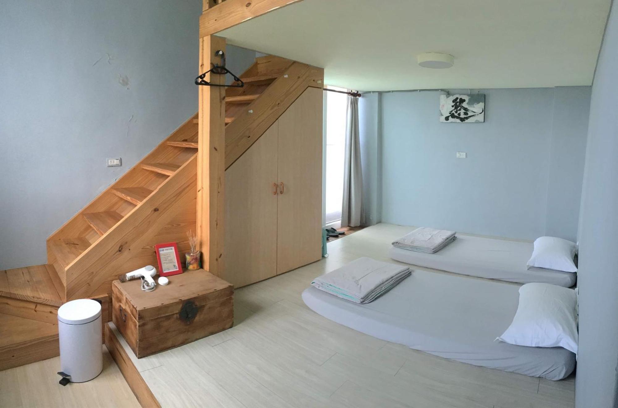Back To Real Hostel Taitung Exterior foto